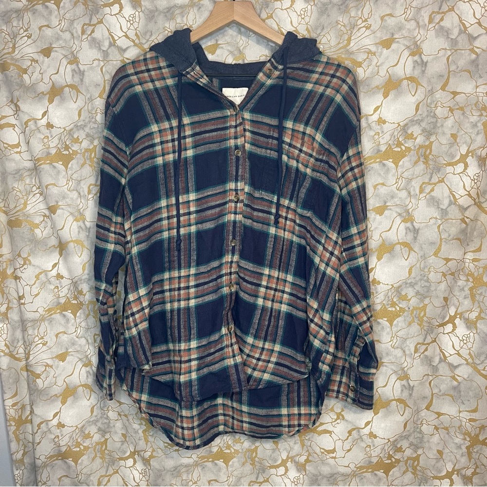 NWT American Eagle Hooded Flannel Button Up Size S